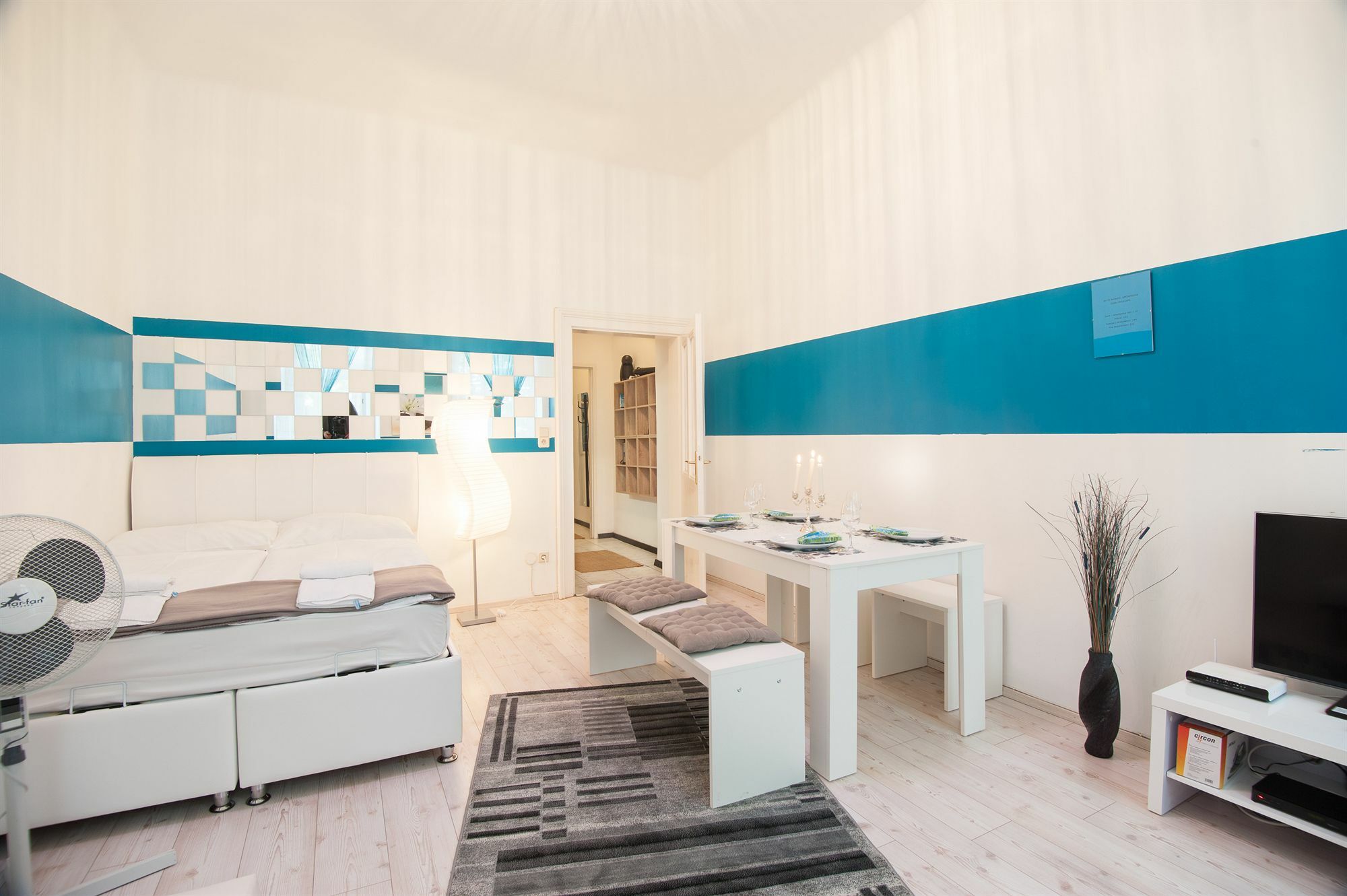Royal Resort Apartments Westbahnhof Vienna Viena Exterior foto