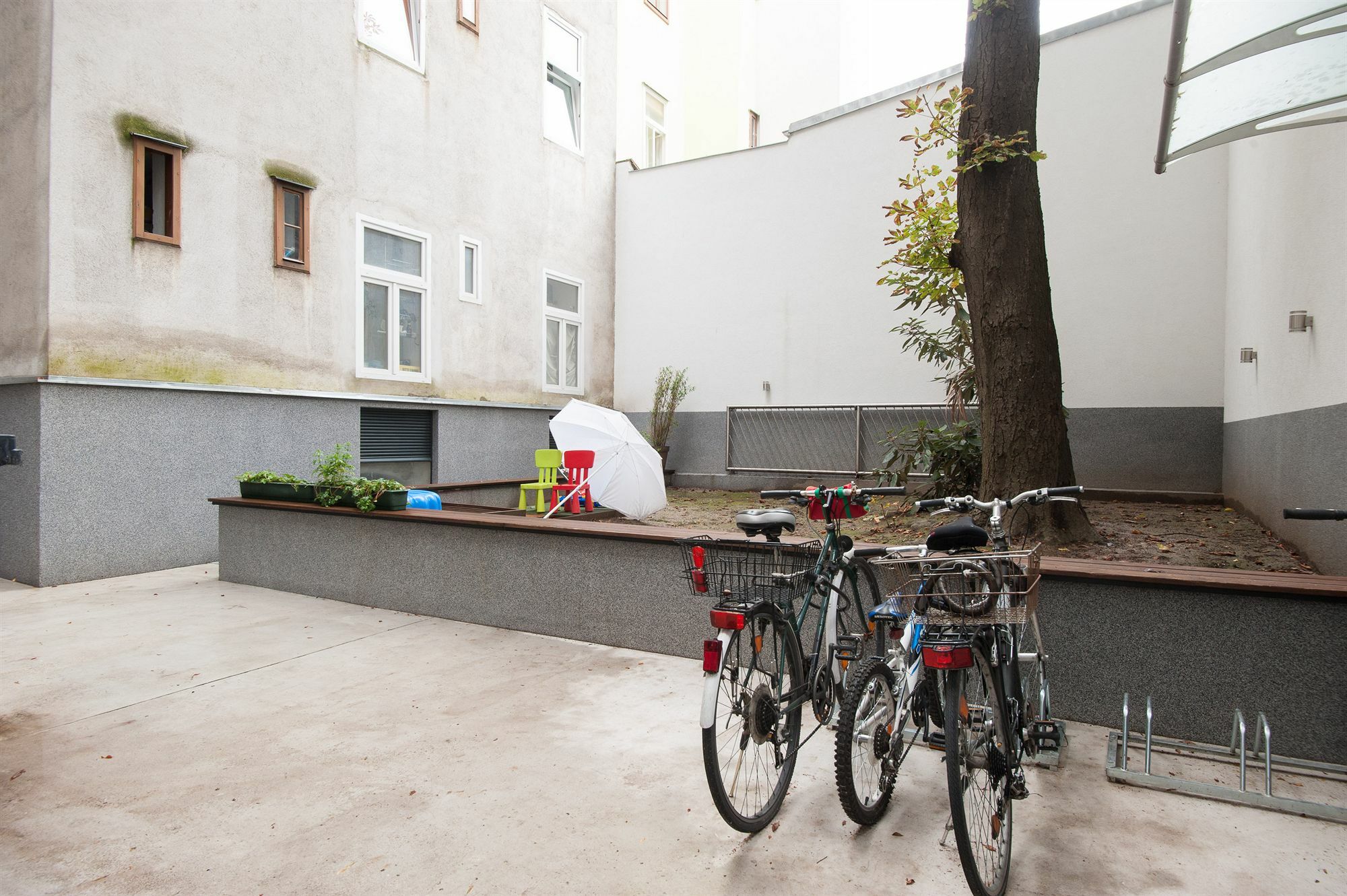 Royal Resort Apartments Westbahnhof Vienna Viena Exterior foto